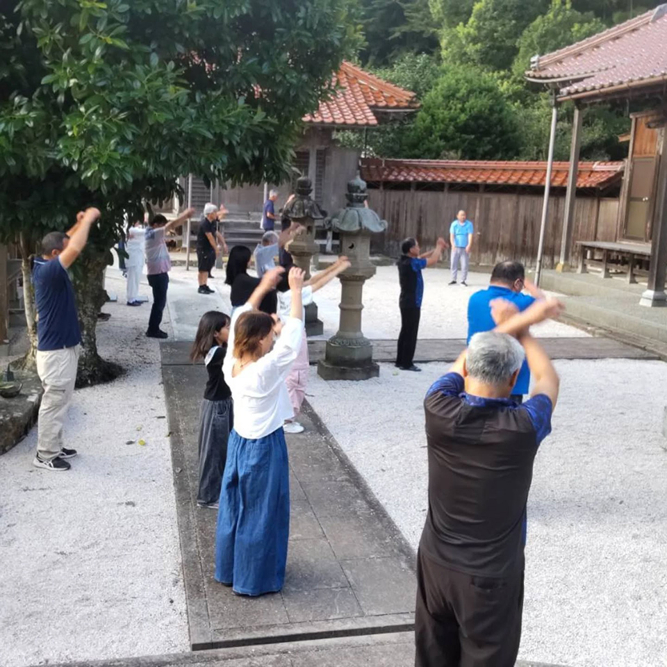 施餓鬼供養の様子